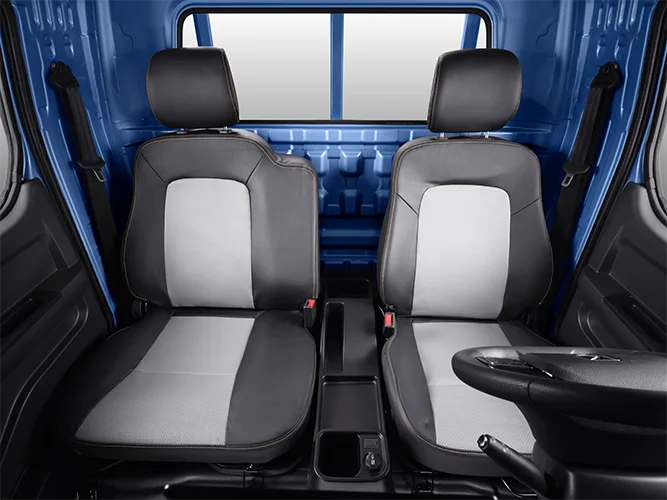 X1-Interior-3